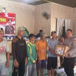 Jumat Curhat Polres Mesuji: Jalin Silaturahmi dan Salurkan Bantuan Sembako untuk Warga Desa Kebun Dalem
